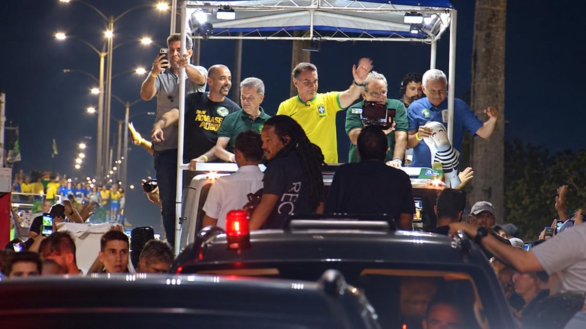 Flávio Bolsonaro reúne apoiadores em Natal, defende aliados e promete combate ao crime organizado